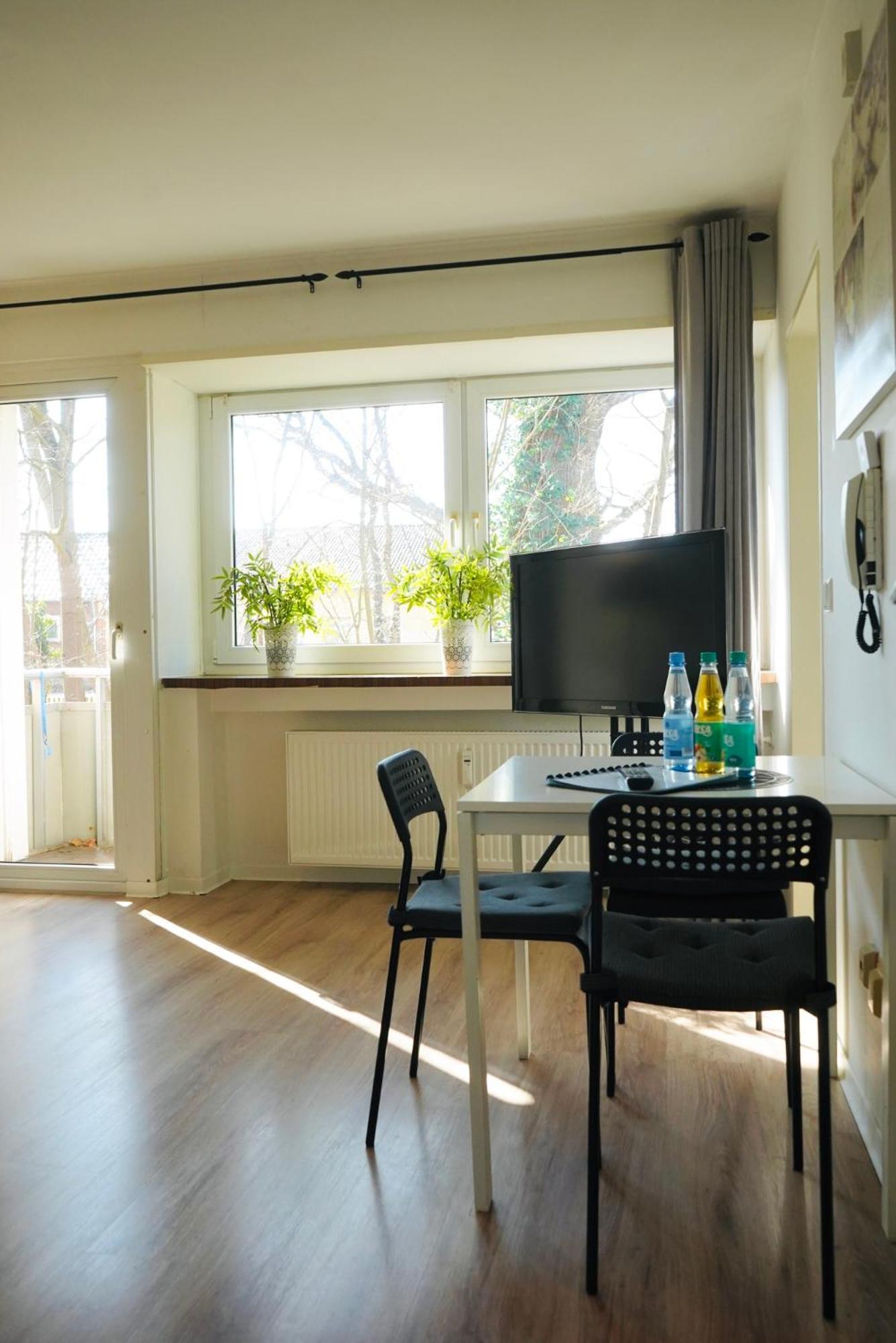 Apartment In Ruhiger Lage-Waschmaschine-Balkon Вольфсбург Екстер'єр фото